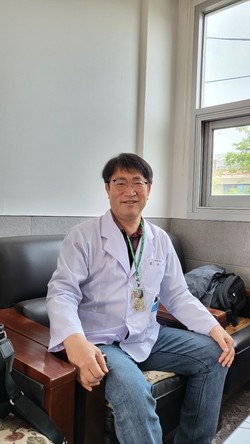 사진 = 김중태 전언론인 광주나무병원 개원